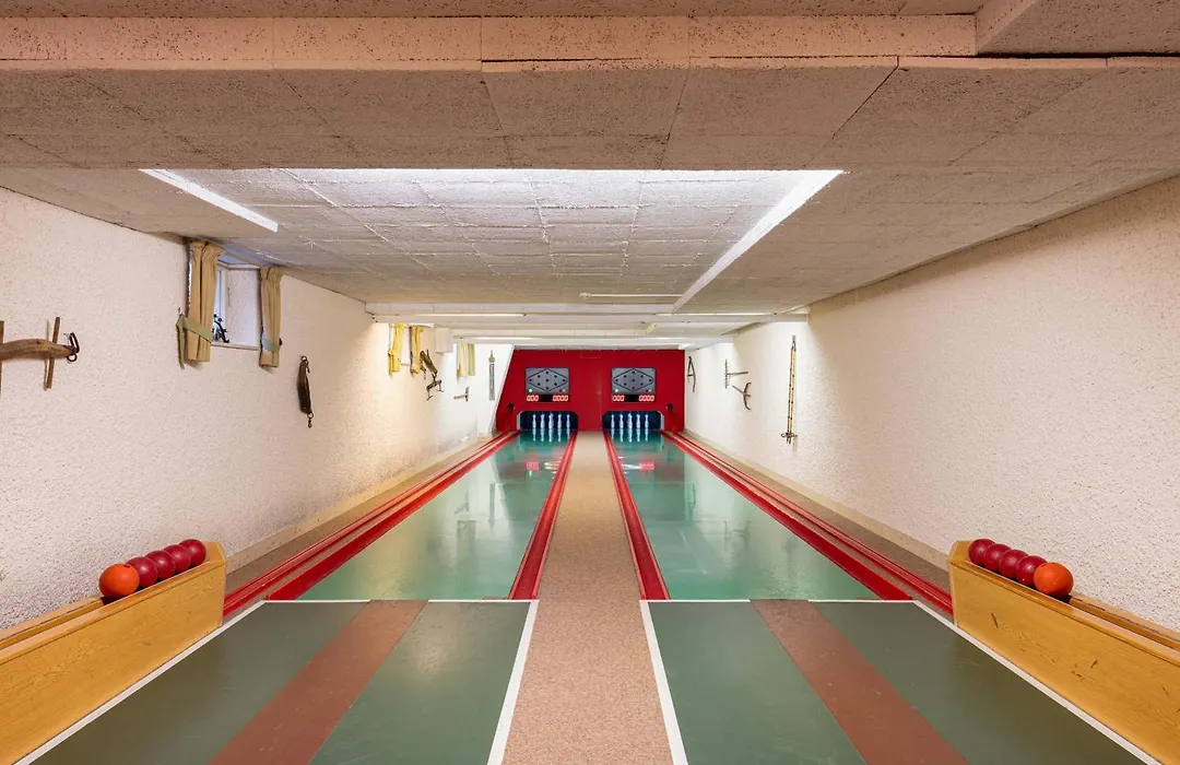 Romantik Hotel Die Gersberg Alm über Salzburg mit Outdoorpool-1