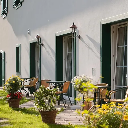 Romantik Hotel Die Gersberg Alm über Salzburg mit Outdoorpool-3